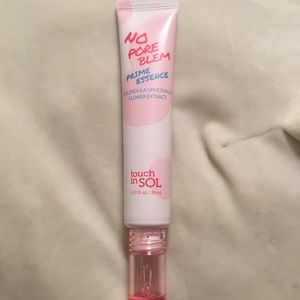 Touch in Sol Makeup - Touch in Sol prime essence Touch in Sol Makeup - Touch in Sol prime essence